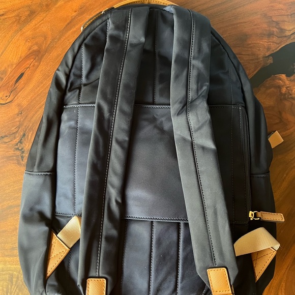 MK backpack purse - Picture 3 of 4